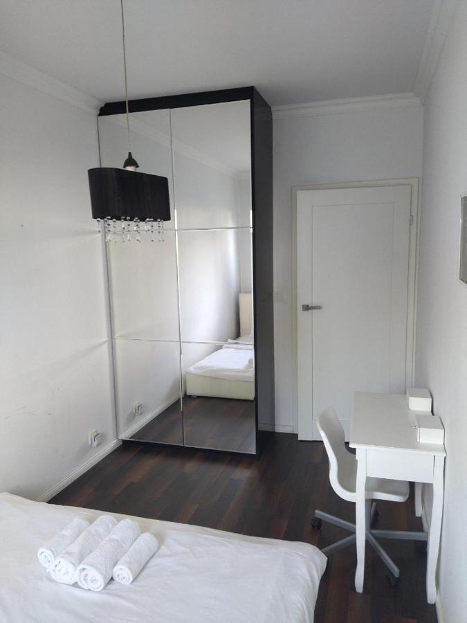 House4You Apartament Sakura Airport Chopin Varşovia Exterior foto